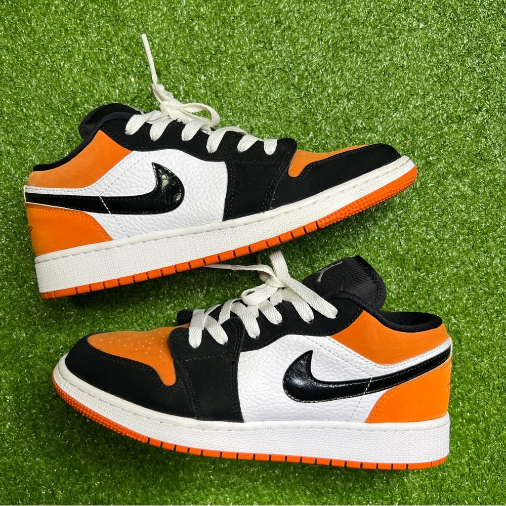 Air Jordan 1 Low GS “Shattered Backboard”